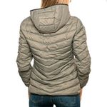 campera_nexxt_inta_down_1_imagen2.jpg